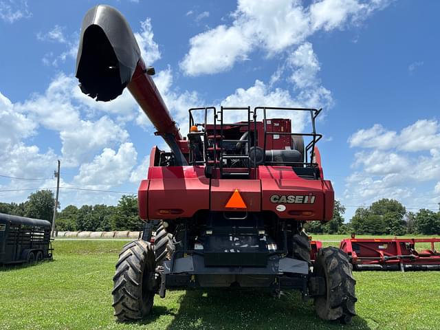 Image of Case IH 8120 equipment image 3