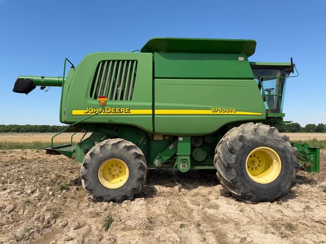 Image of John Deere 9750 STS equipment image 1