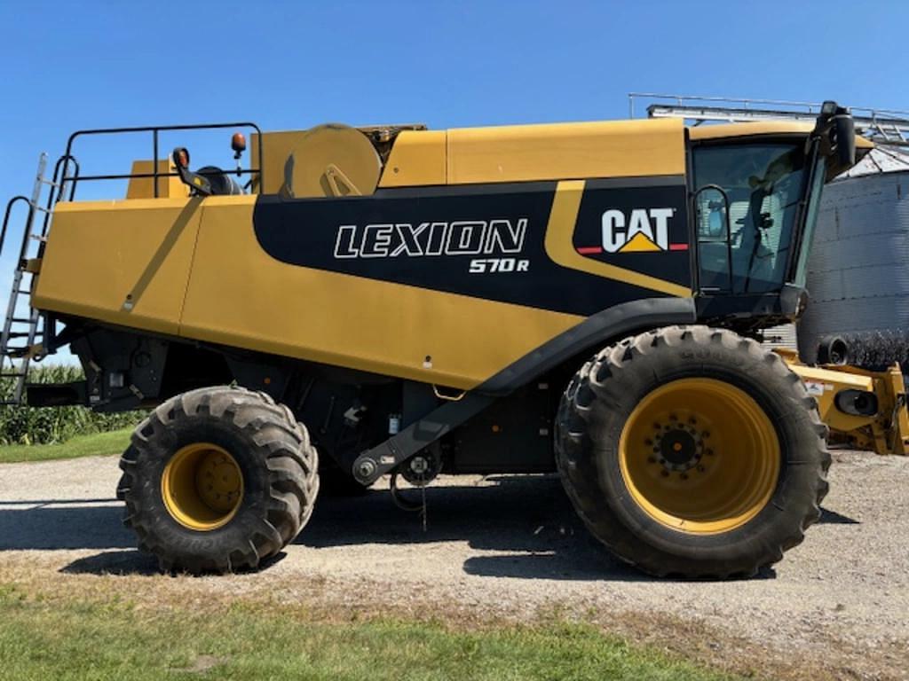 Image of Caterpillar Lexion 570R Image 1