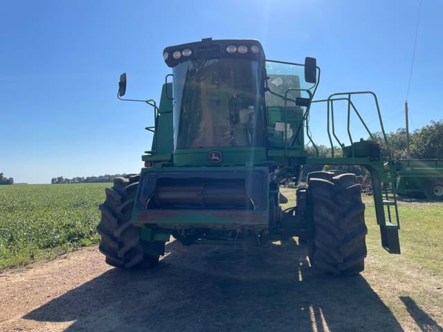 Image of John Deere 9670 STS equipment image 2