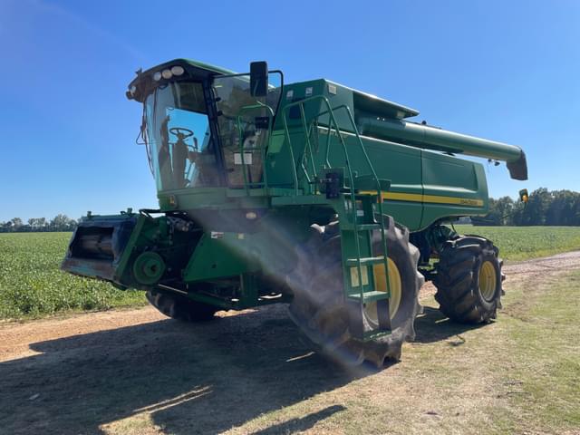 Image of John Deere 9670 STS equipment image 1