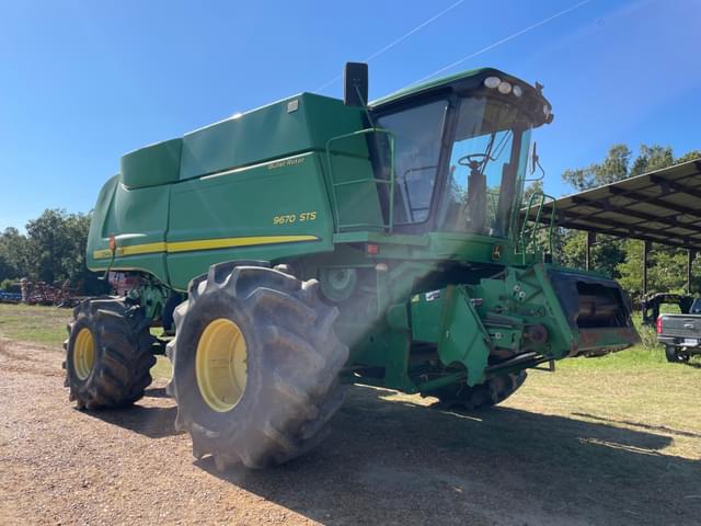 Image of John Deere 9670 STS equipment image 4