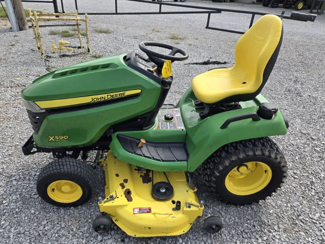 Main image John Deere X590