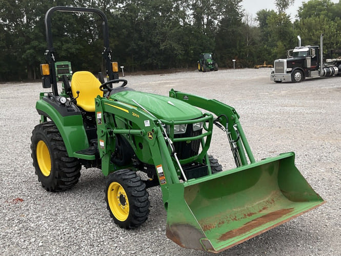 2022 John Deere 2038R Equipment Image0