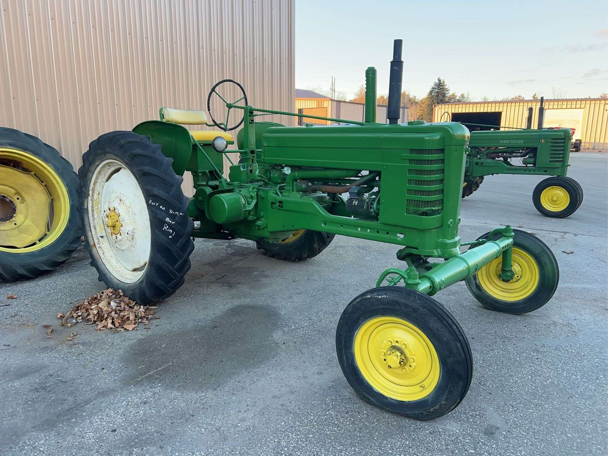 John Deere 1950 Equipment Image0