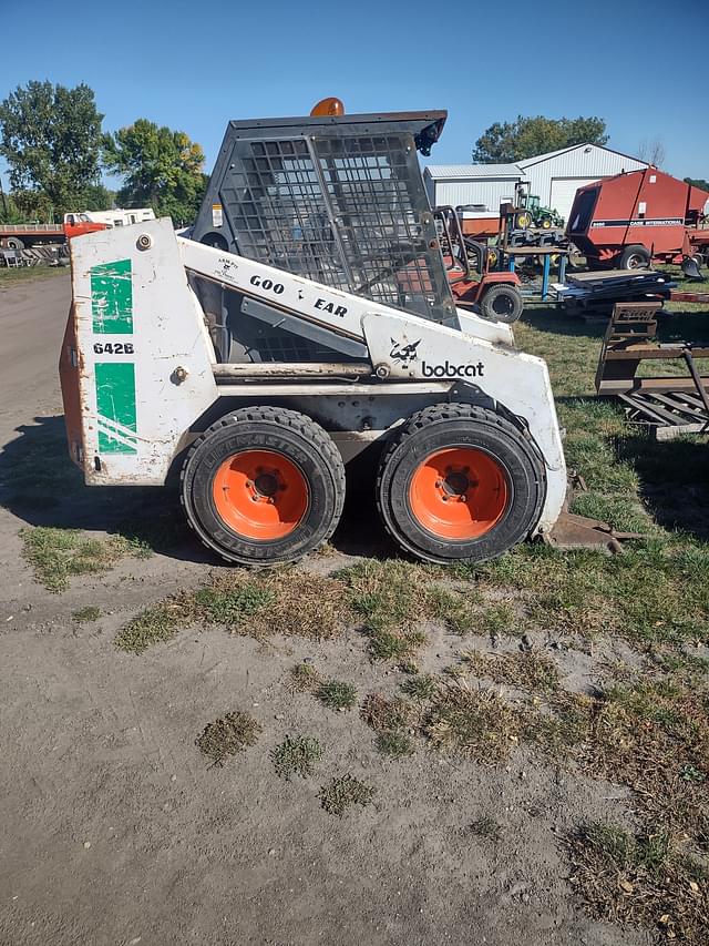 Image of Bobcat 642B equipment image 3