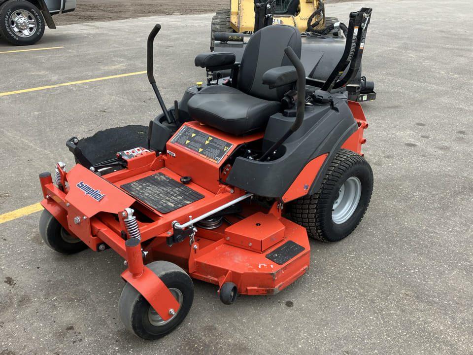 Main image Simplicity Contender