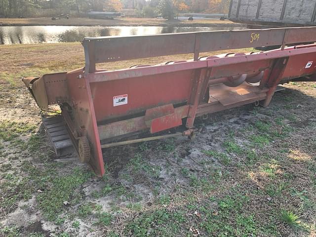 Image of International Harvester 1063 equipment image 1