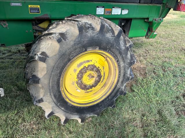 Image of John Deere 9976 equipment image 2