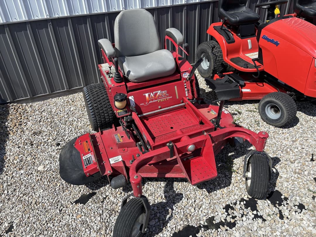 Image of Country Clipper Jazee Pro Image 0