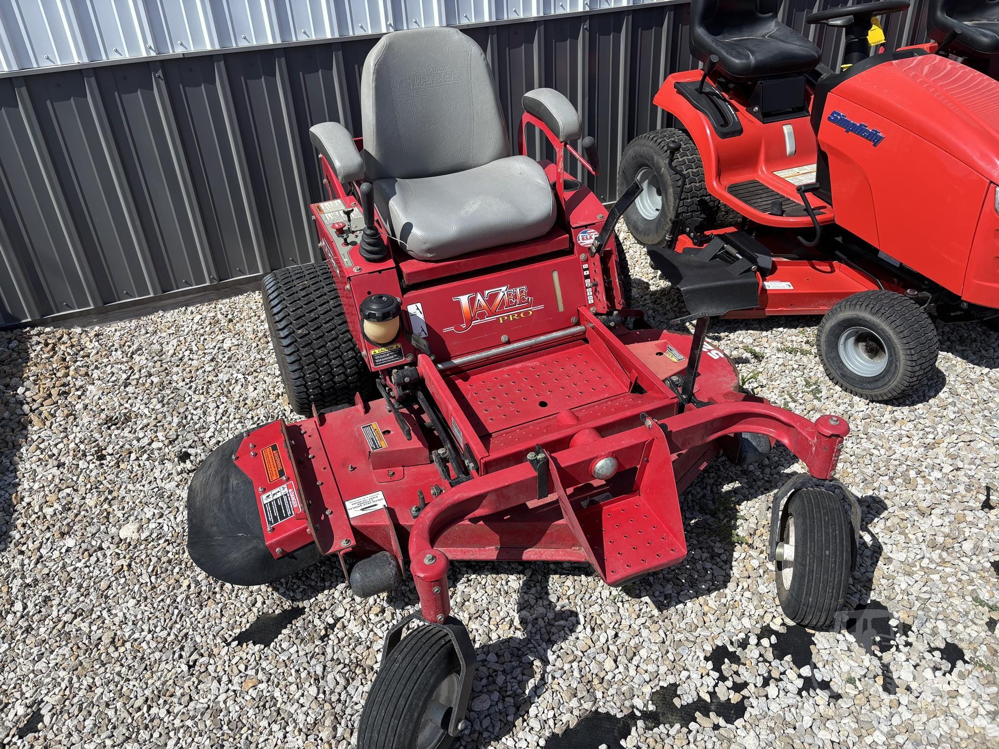 Country Clipper Jazee Pro Equipment Image0