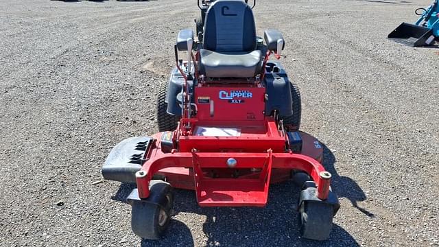 Image of Country Clipper XLT equipment image 1
