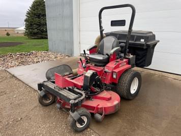 Main image Country Clipper Zero Turn