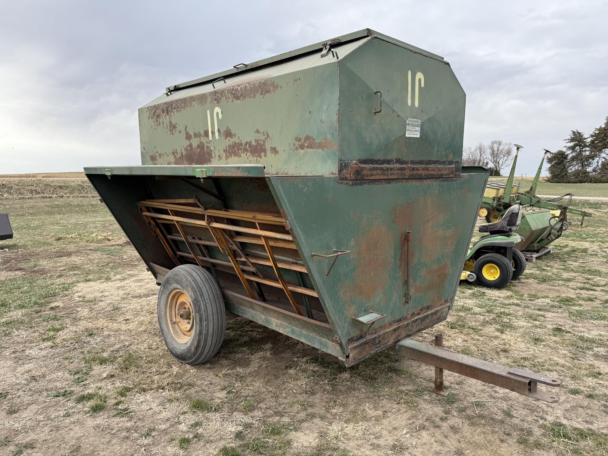 Cox 150 Equipment Image0