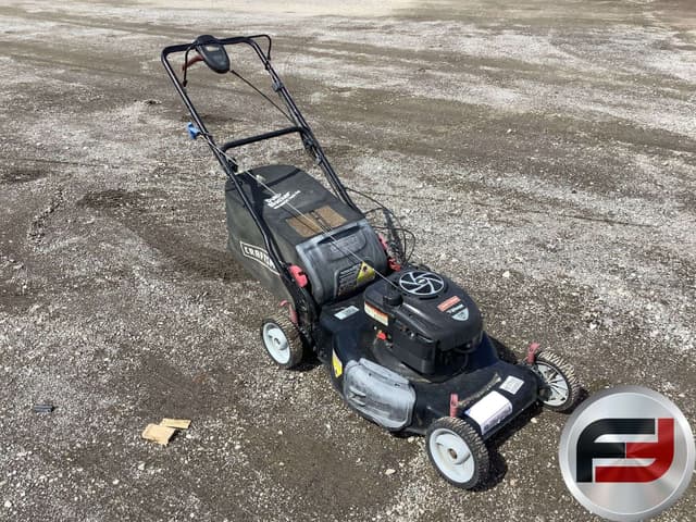 Image of Husqvarna YTH24K48 equipment image 2