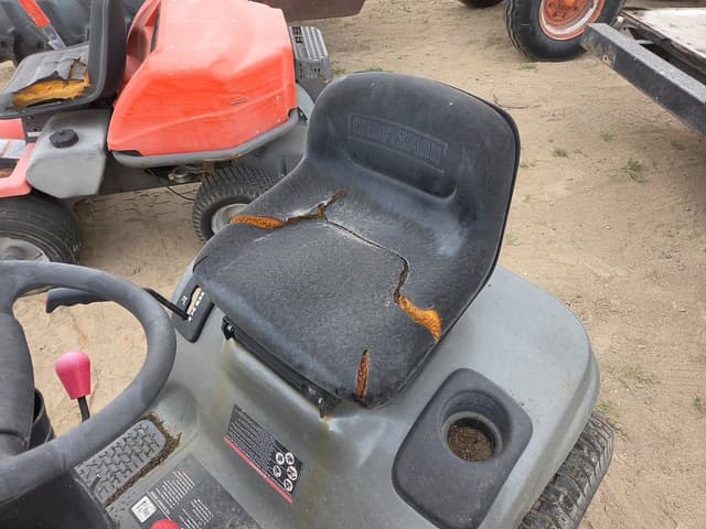 Image of Craftsman LT2000 equipment image 3