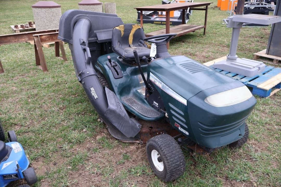 Image of Craftsman LT1000 Image 1