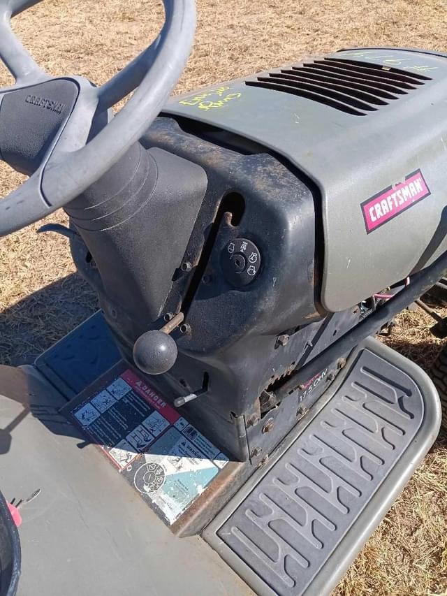 Image of Craftsman LT2000 equipment image 2