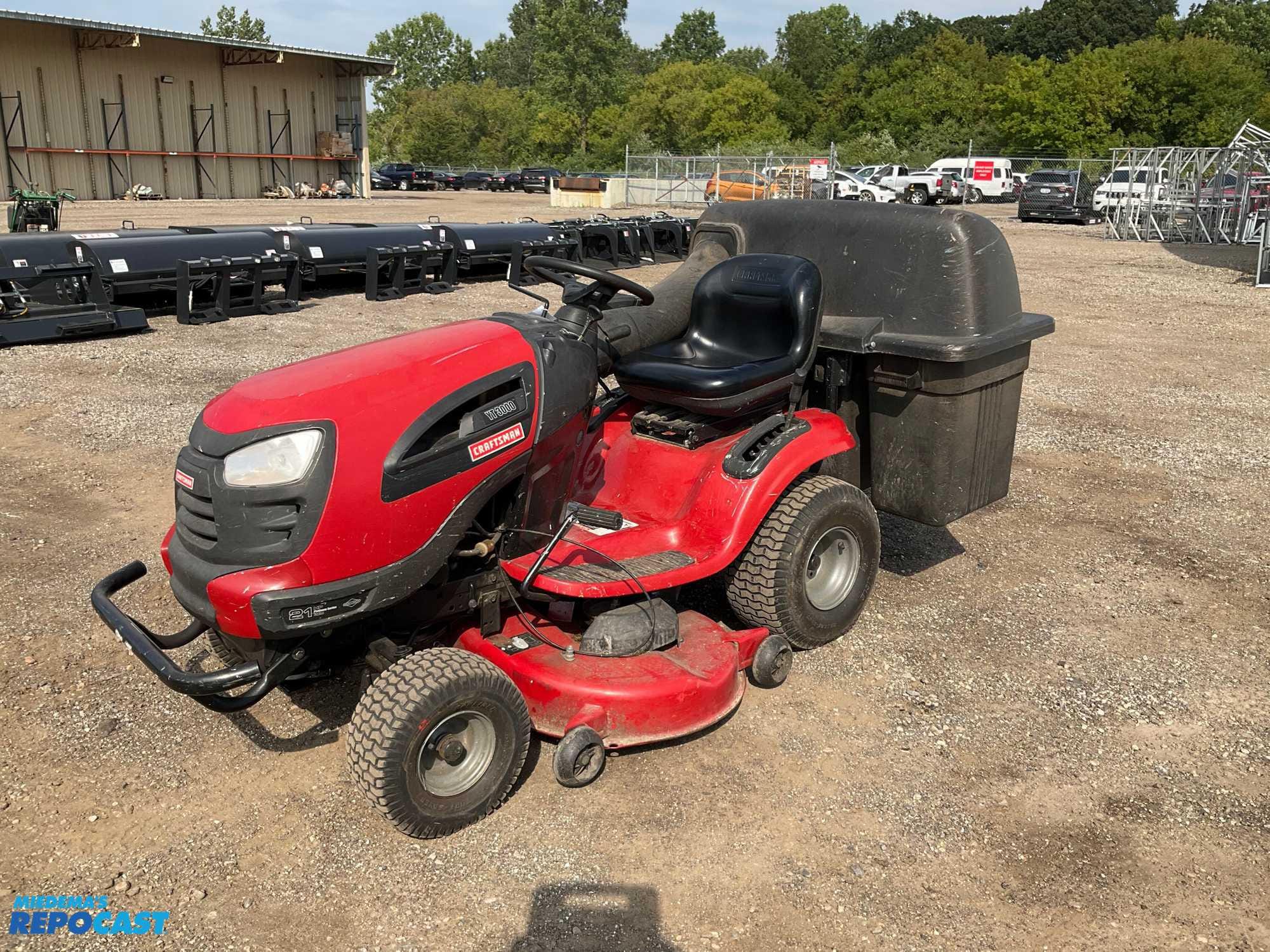 Main image Craftsman YT3000