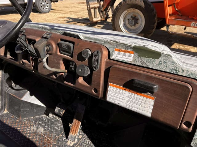 Image of Kawasaki Mule 3010 equipment image 4