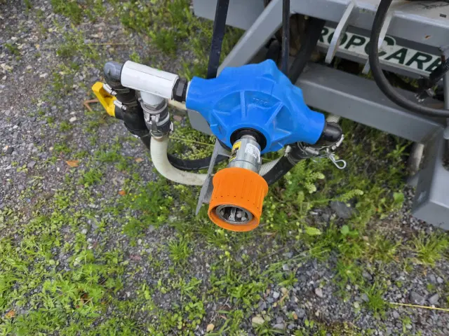 Image of Crop Care 3PT300 equipment image 2