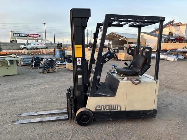 Image of Crown 30SCTT equipment image 4