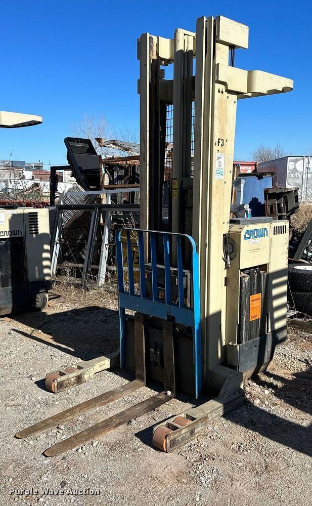 Main image Crown 35RRTT