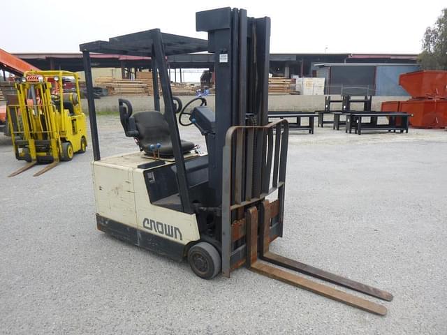 Image of Crown 35SCTT equipment image 1