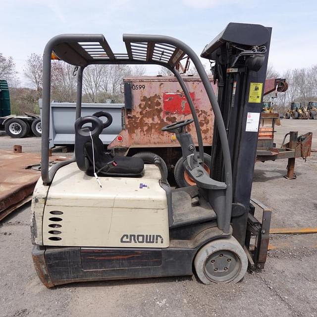 Image of Crown SP4000 equipment image 1