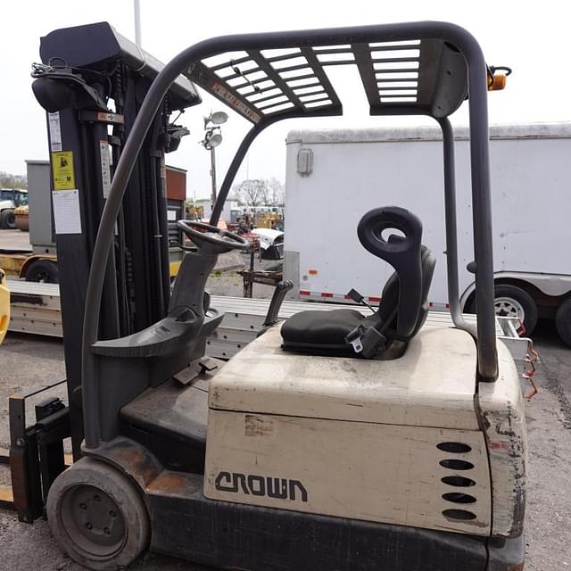 Image of Crown SP4000 equipment image 2