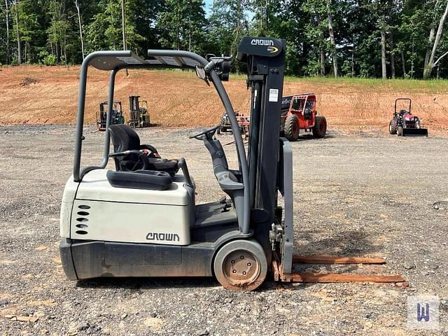 Image of Crown SC4500 equipment image 3