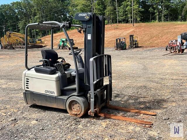Image of Crown SC4500 equipment image 2