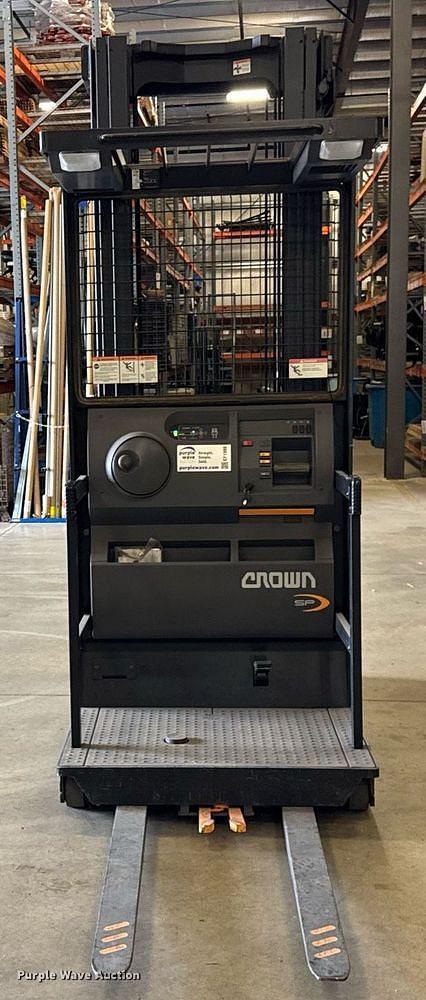 Image of Crown SP3520-30 equipment image 1