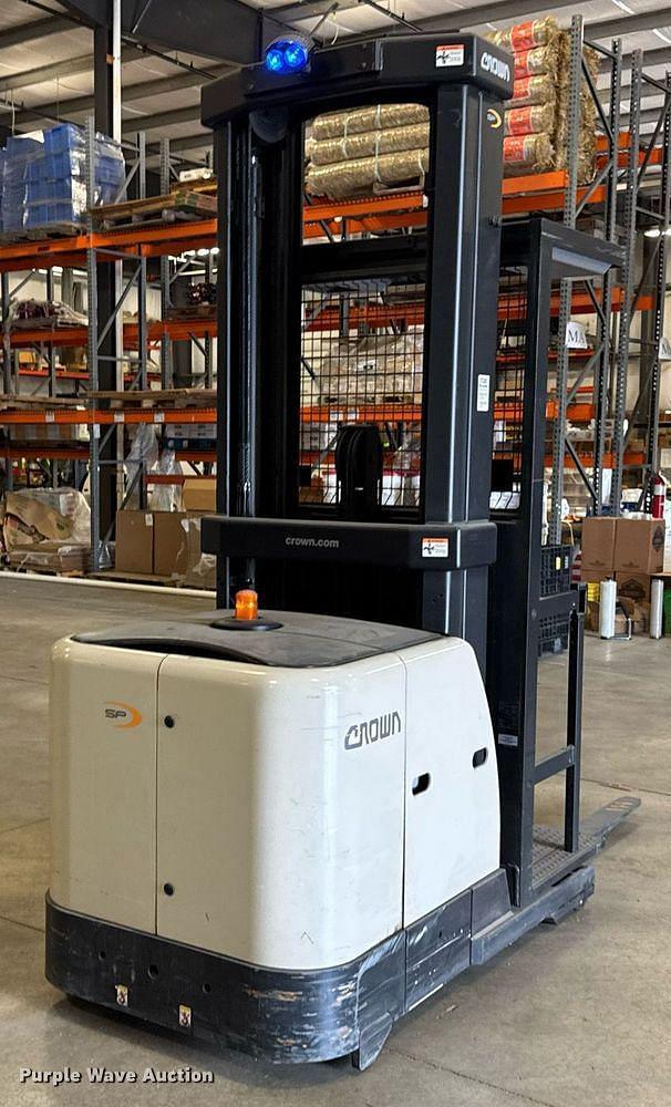 Image of Crown SP3520-30 equipment image 4