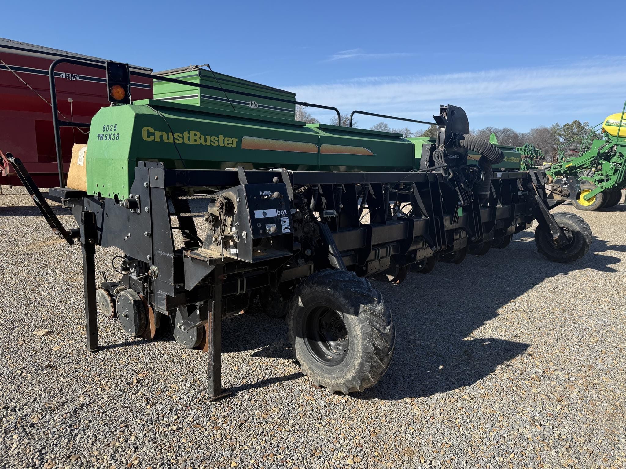 CrustBuster 6025 Equipment Image0