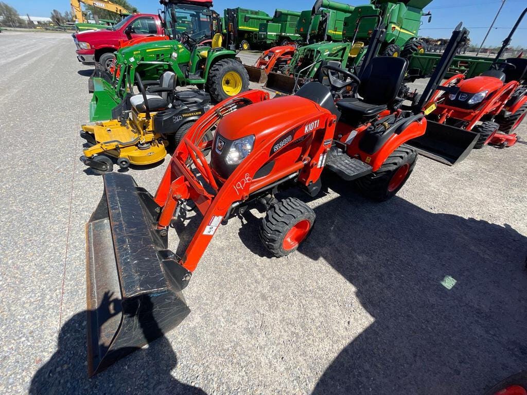 Main image Kioti CS2410