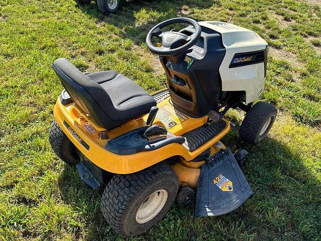 Image of Cub Cadet LTX1040 equipment image 2