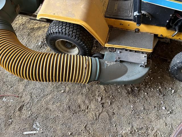 Image of Cub Cadet 1015 equipment image 4