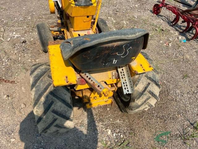 Image of Cub Cadet 102 equipment image 3