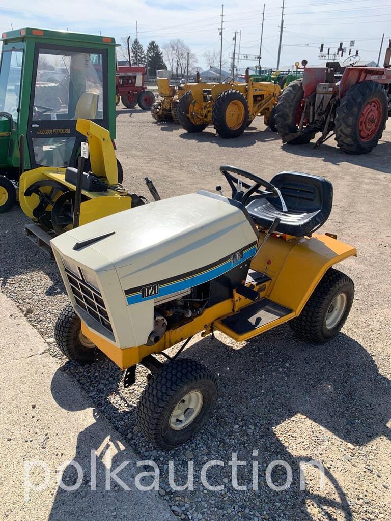 Main image Cub Cadet 1020 