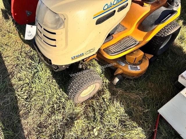 Image of Cub Cadet LT1045 equipment image 1