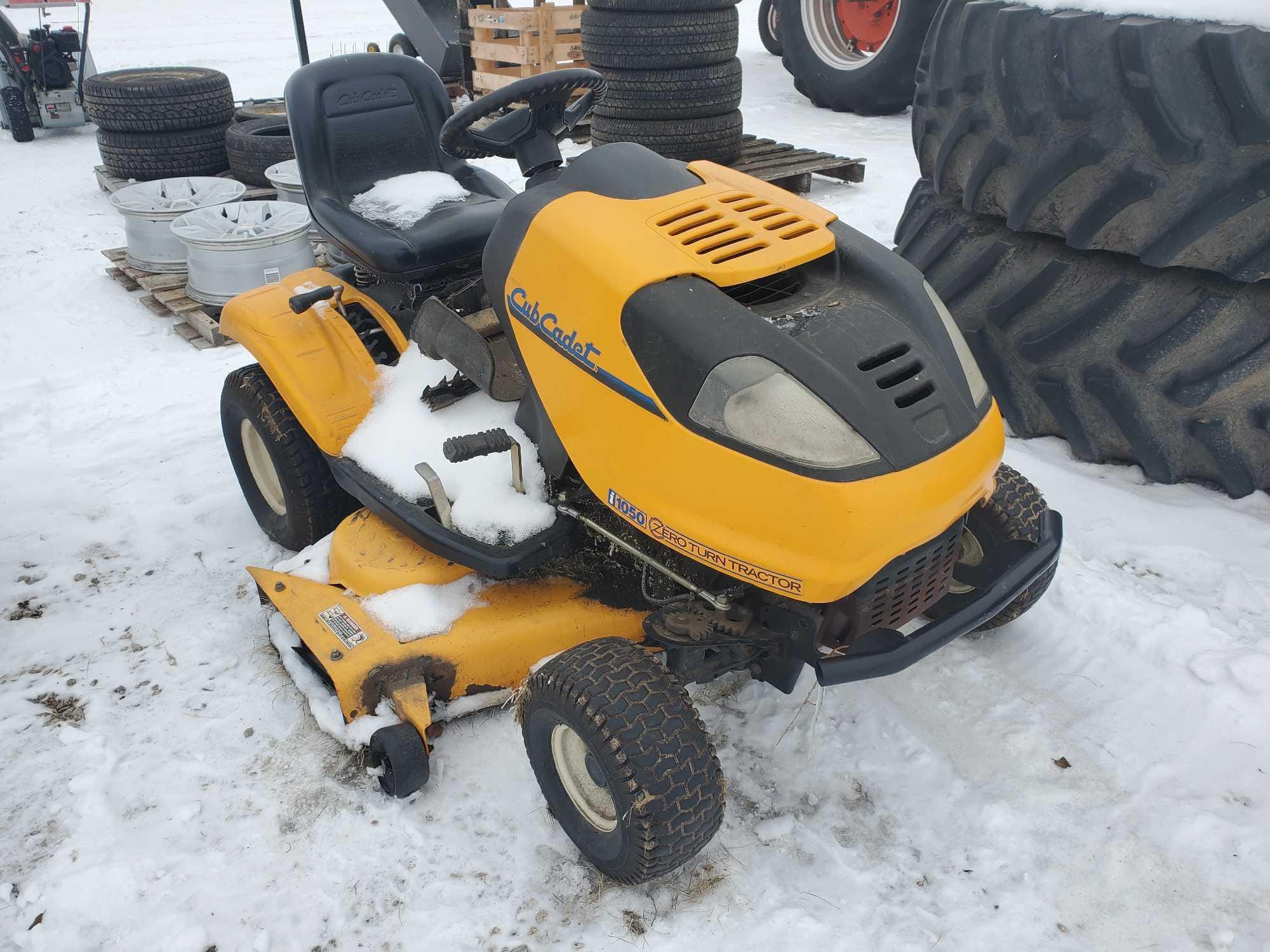 Main image Cub Cadet 1050