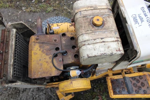 Image of Cub Cadet 109 equipment image 2