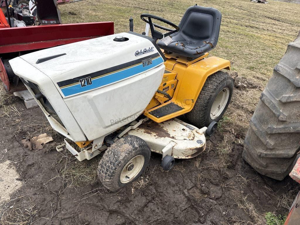 Main image Cub Cadet 1210