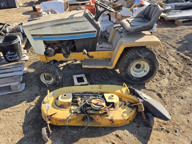Image of Cub Cadet 1215 equipment image 1