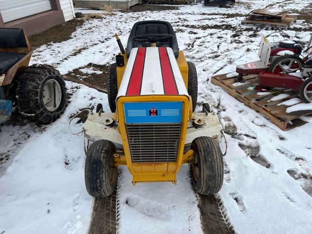 Image of Cub Cadet 122 equipment image 2