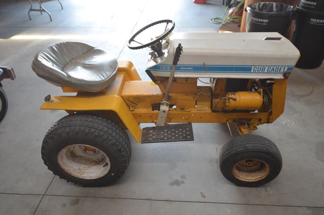 Image of Cub Cadet 125 equipment image 3