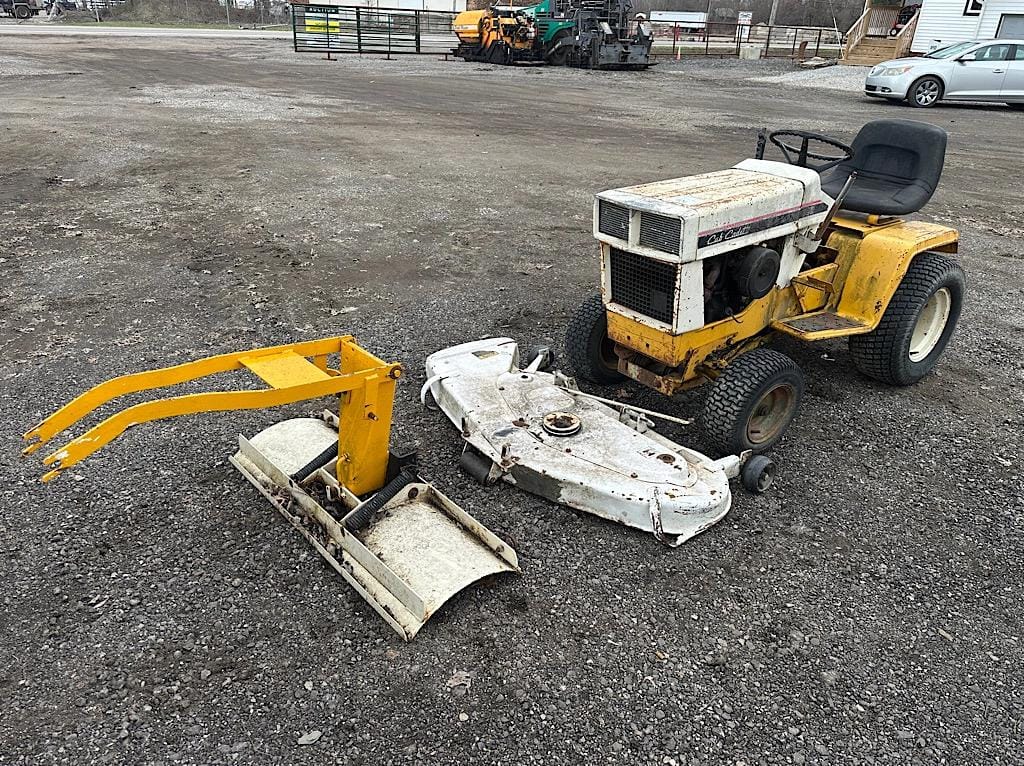 Cub Cadet 128 Equipment Image0