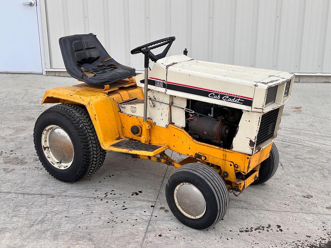 Image of Cub Cadet 129 Primary image