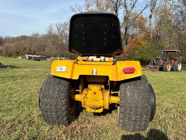 Image of Cub Cadet 1450 equipment image 4